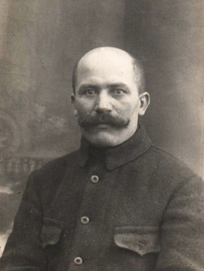 Zinovij-Jamkovij-officier-armee-Petlioira-